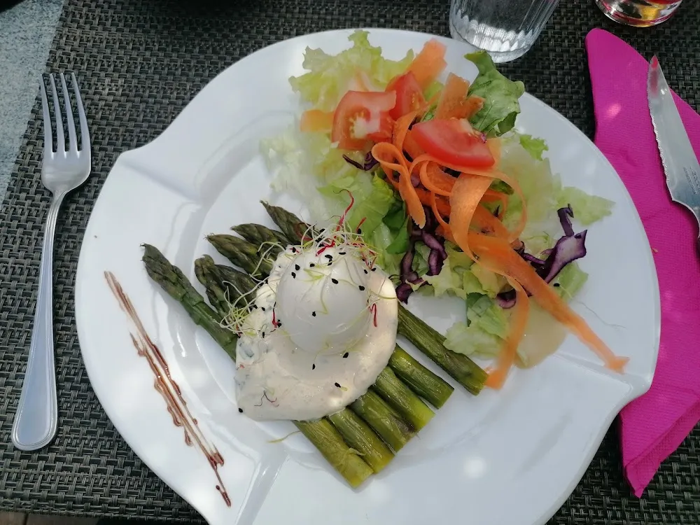 Asperge Et Œuf Mollet
